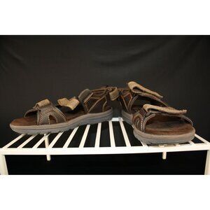 Ozark Trails Men's size 9 Sandals